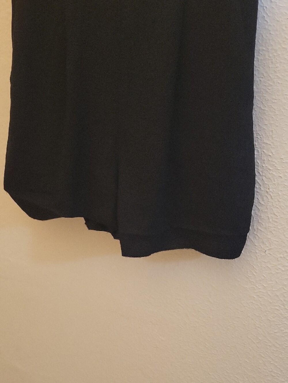 Forever 21 Black and Cream Two-Tone Tie-Front Romper Size Small - Picture 2 of 5